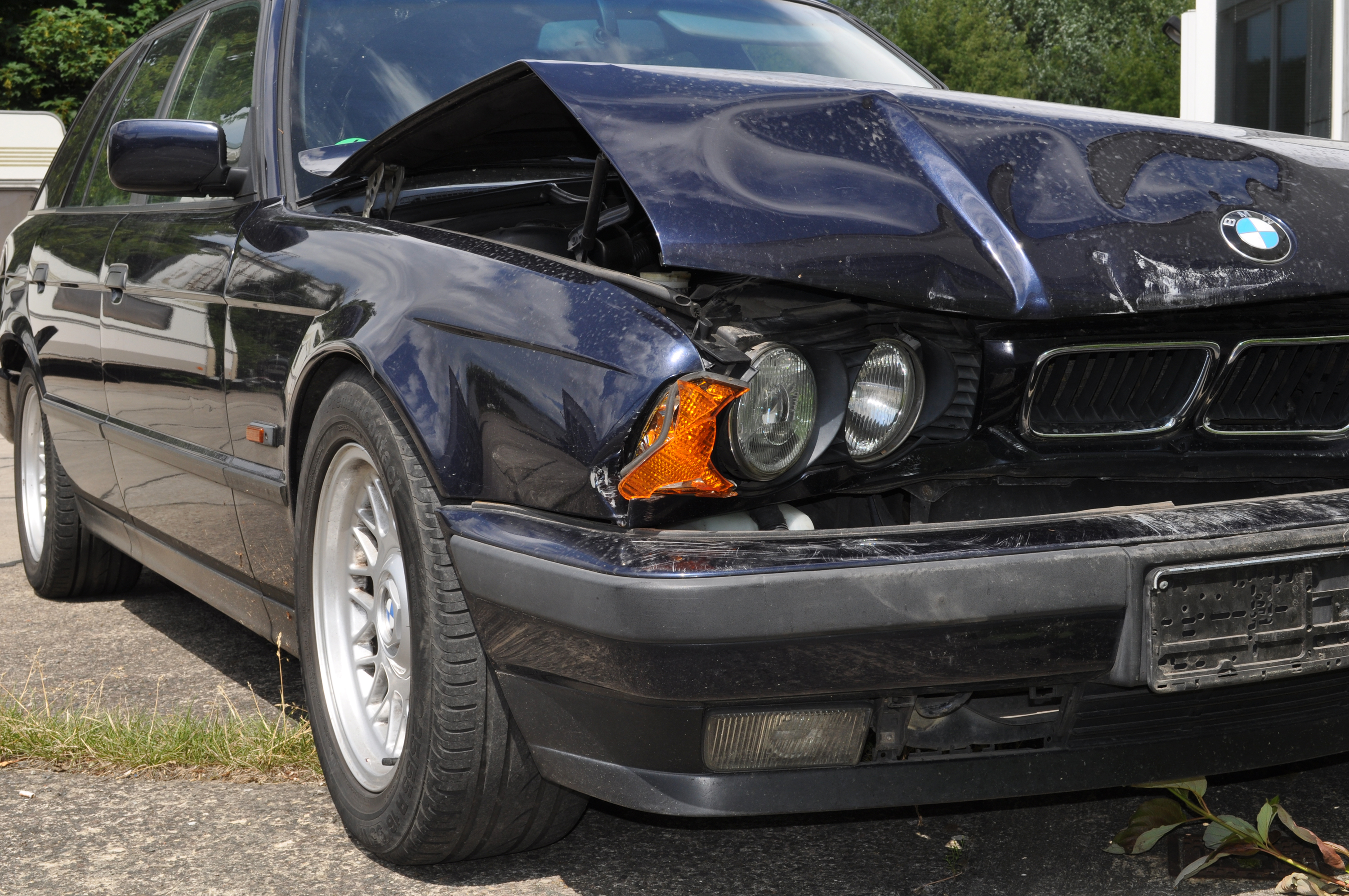 BMW E34 Schaden 2
